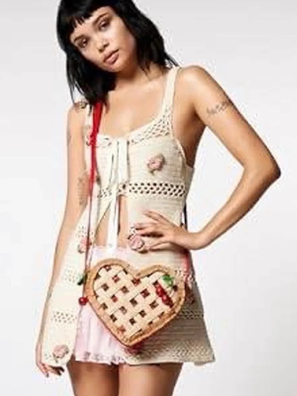 Heart-Shaped Woven Cherry Pie Crossbody Bag - Red & Cream